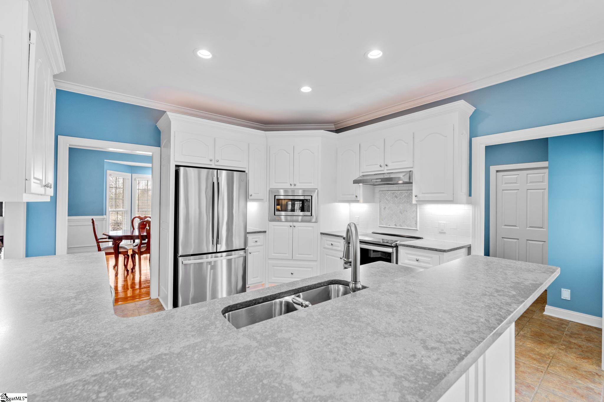 100 Farm Terrace Court