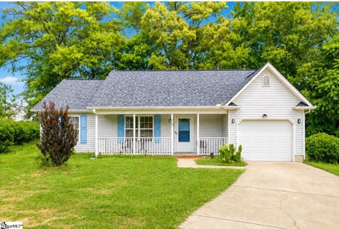 Photo of 119 E Ridgemount Court, Greenville, SC 29617 (MLS # 1598788)