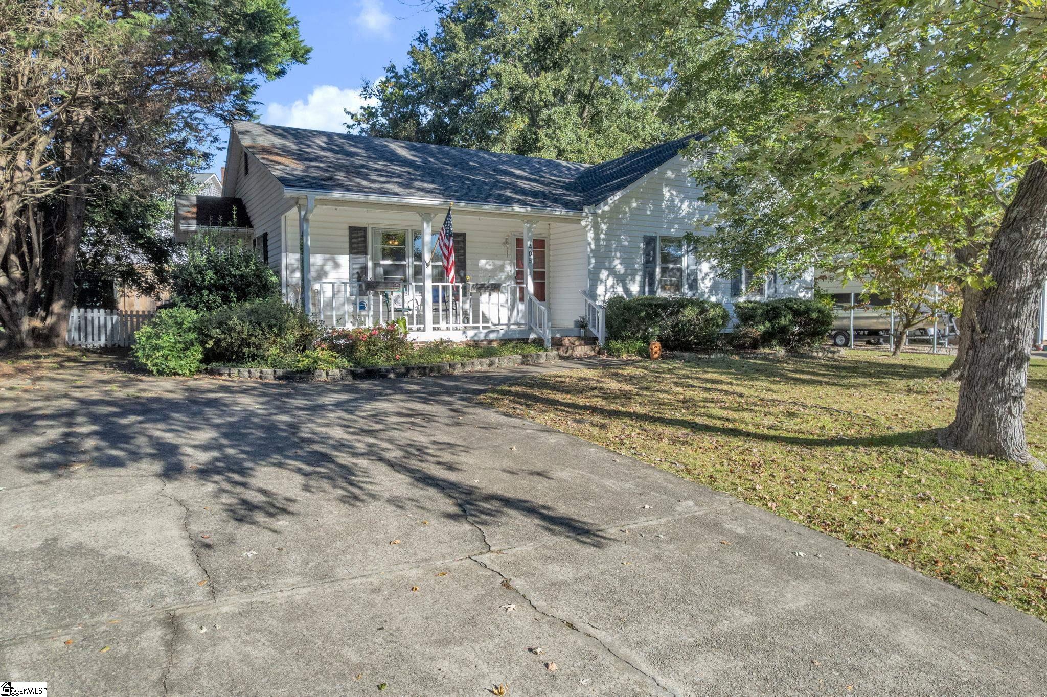 Real Estate Search 2 405 Oakcreek Drive