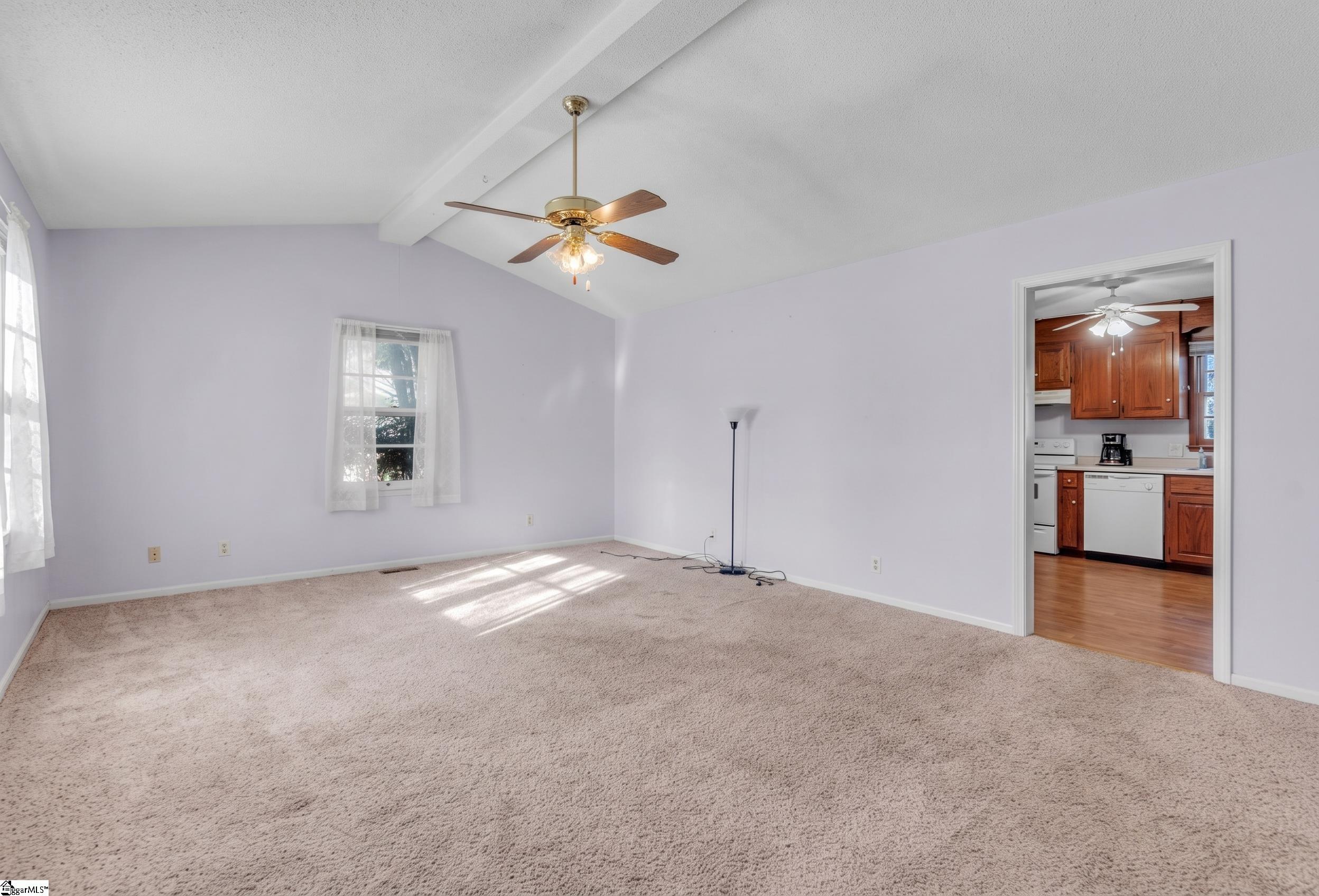 Real Estate Search 4 405 Oakcreek Drive