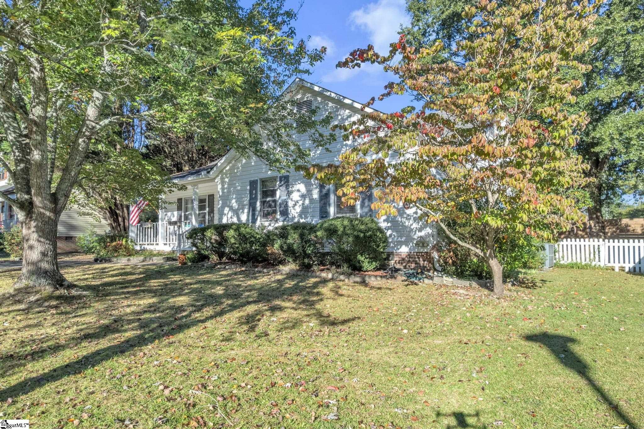 Real Estate Search 1 405 Oakcreek Drive