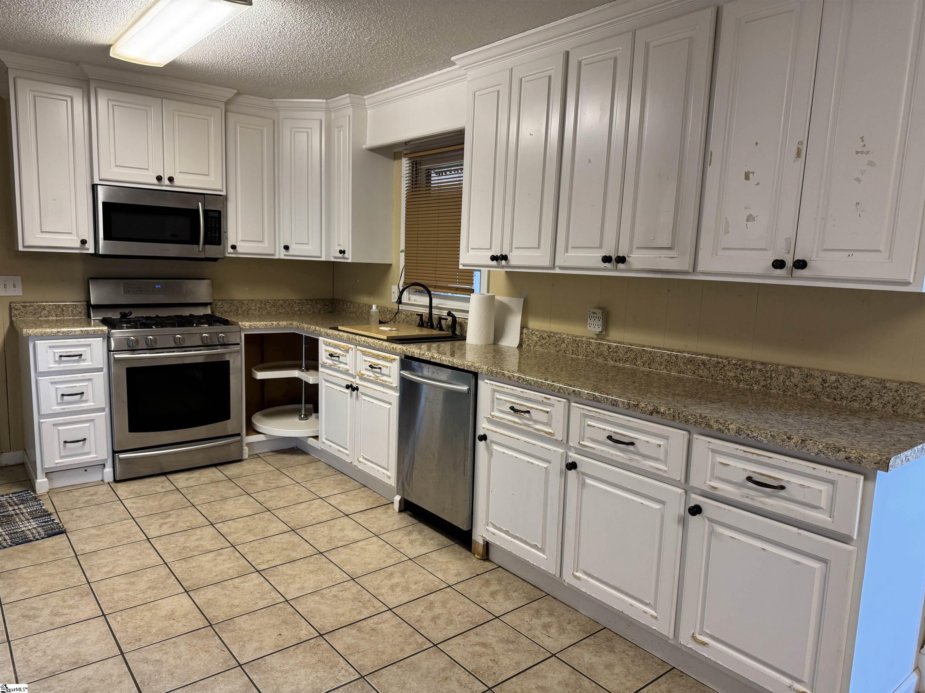 Greenville, South Carolina 29617, United States, 3 Bedrooms Bedrooms, ,2 BathroomsBathrooms,Residential,Active,85867