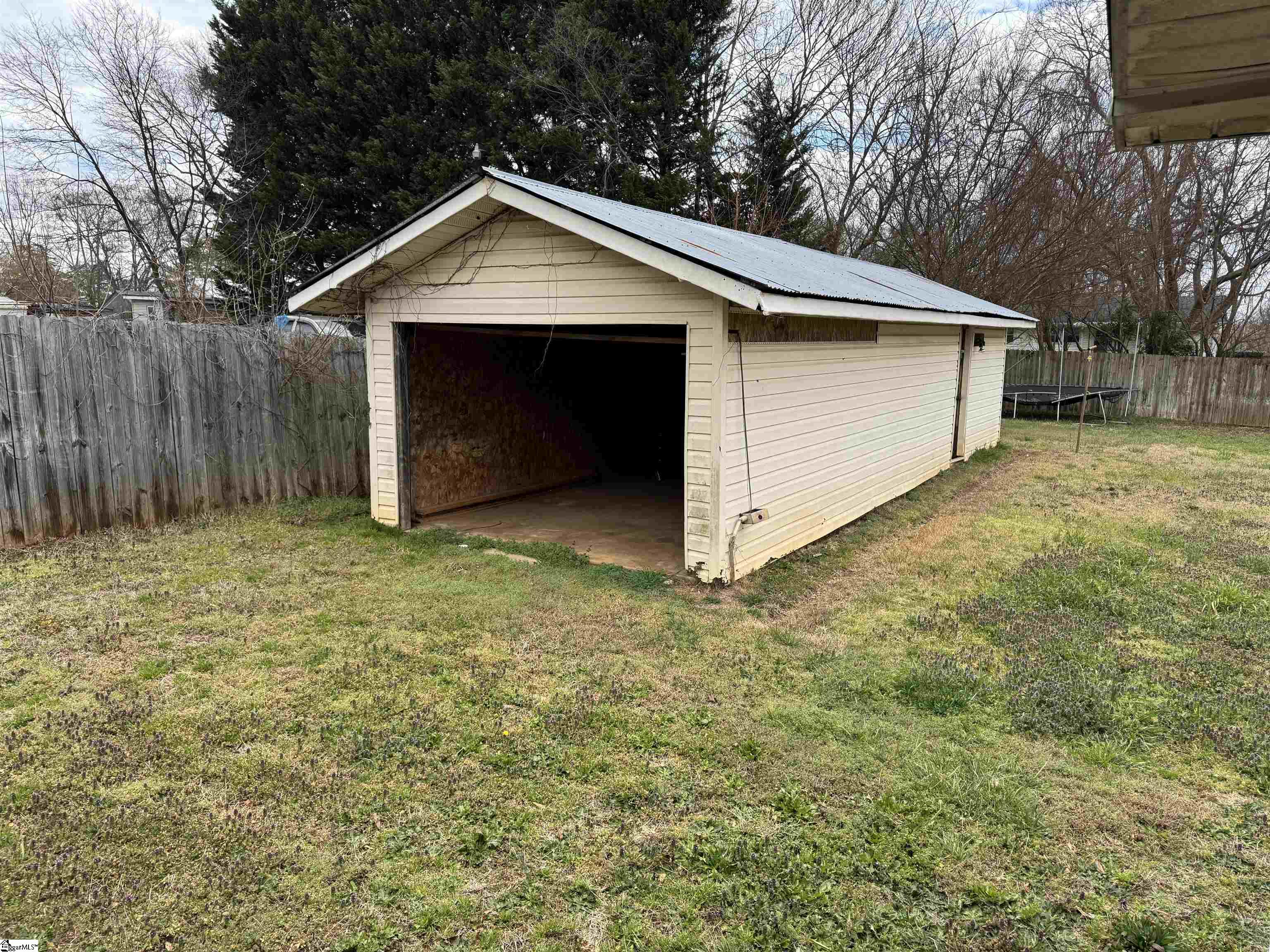 Greenville, South Carolina 29617, United States, 3 Bedrooms Bedrooms, ,2 BathroomsBathrooms,Residential,Active,85867