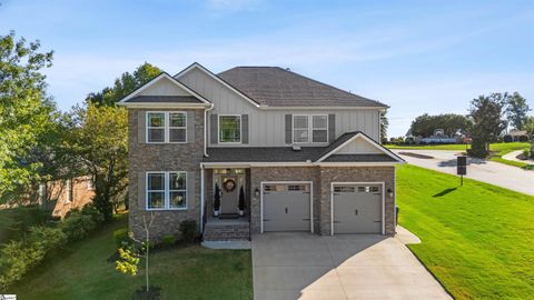 2 Double Crest Drive Taylors SC 29687