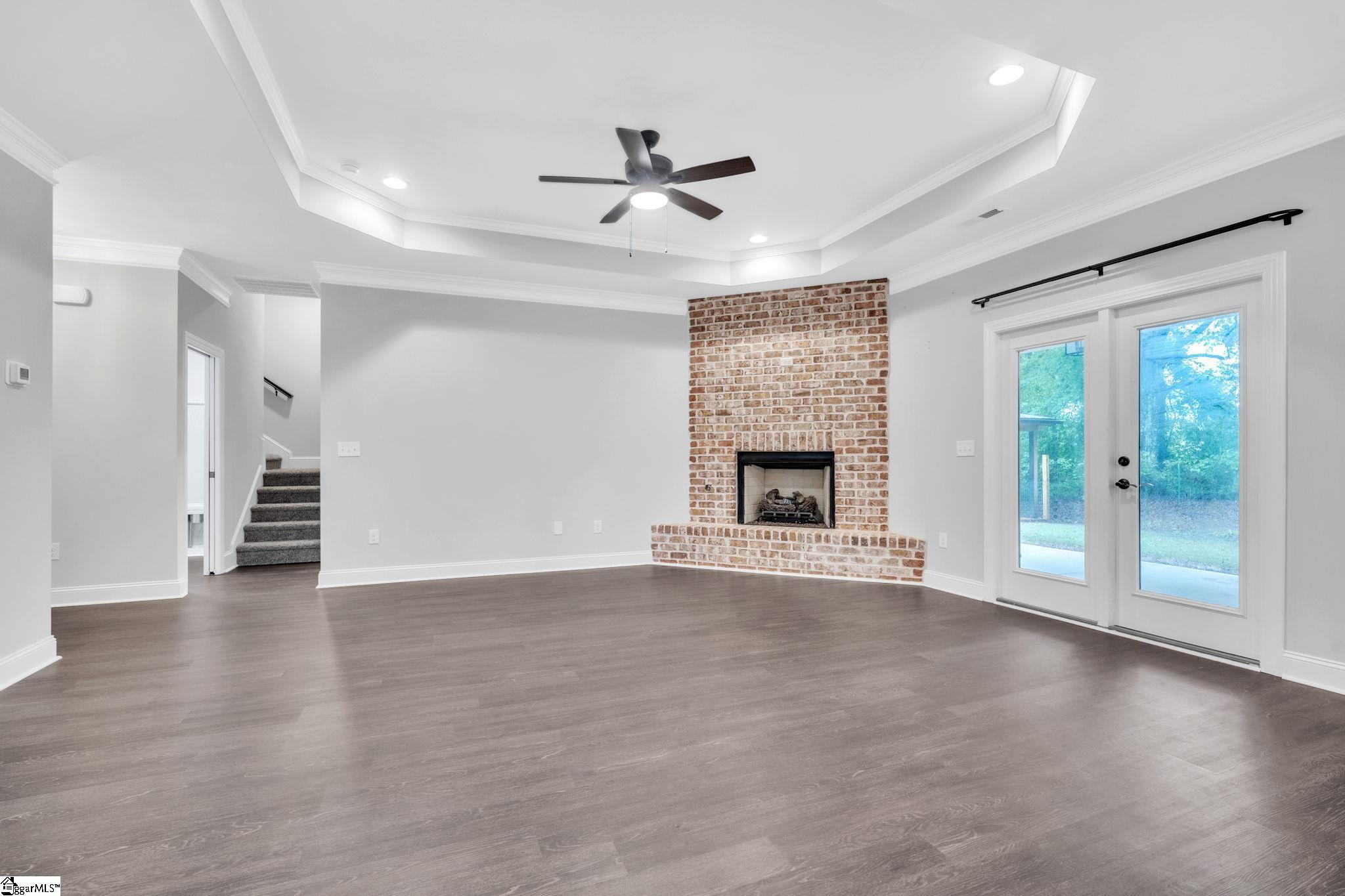 104 Woodland Lane
