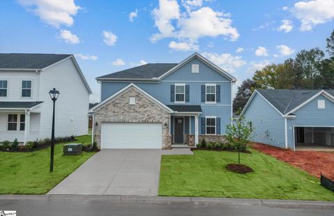 Photo of 1333 Capefox Drive Lot 10 #Lot 10, Spartanburg, SC 29303 (MLS # 1578860)