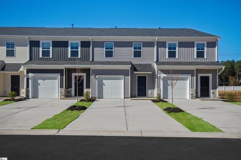 Photo of 130 Randwick Lane, Greer, SC 29651 (MLS # 1580336)