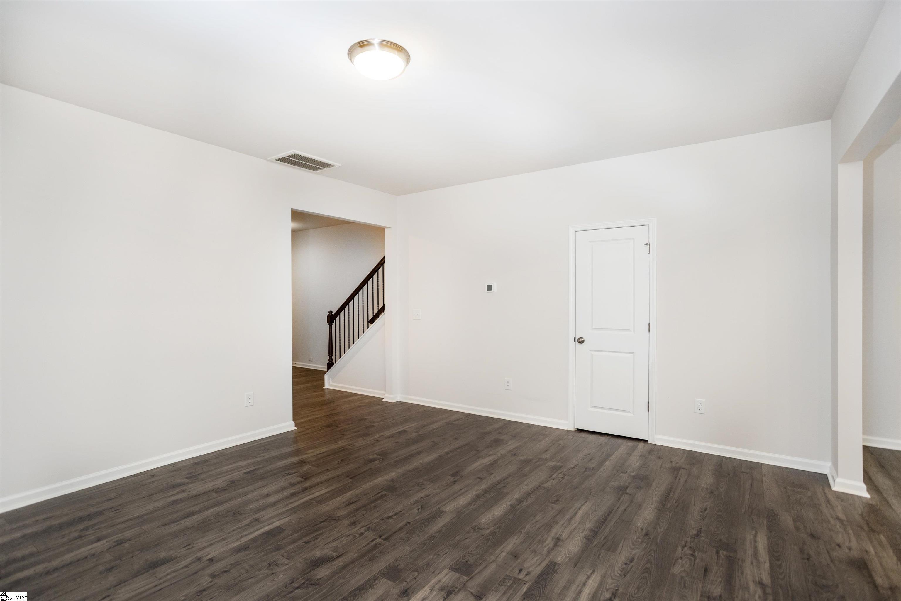 Simpsonville, South Carolina 29680, United States, 3 Bedrooms Bedrooms, ,3 BathroomsBathrooms,Residential,Contingent,102926