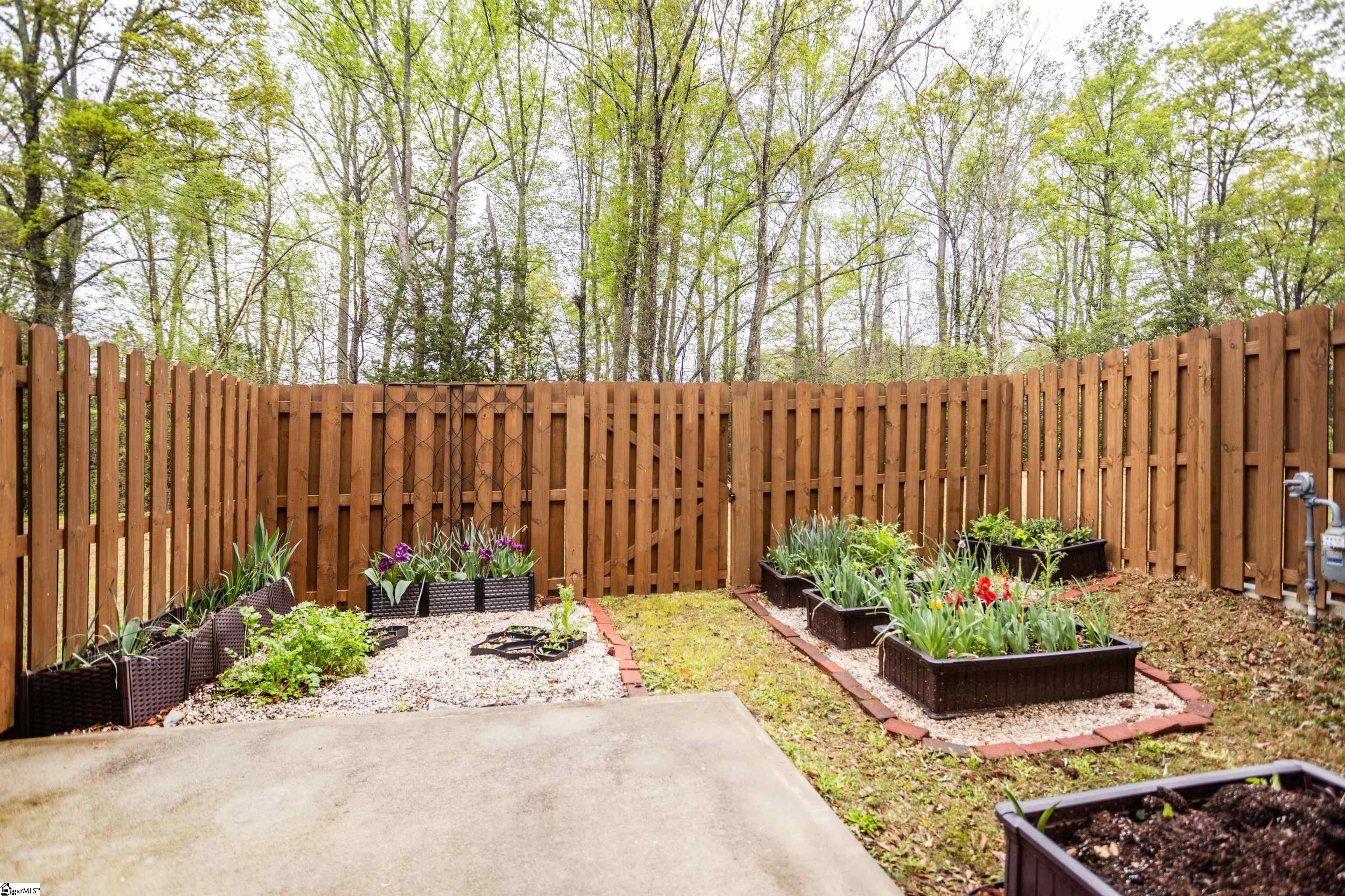 Simpsonville, South Carolina 29680, United States, 3 Bedrooms Bedrooms, ,3 BathroomsBathrooms,Residential,Contingent,102926