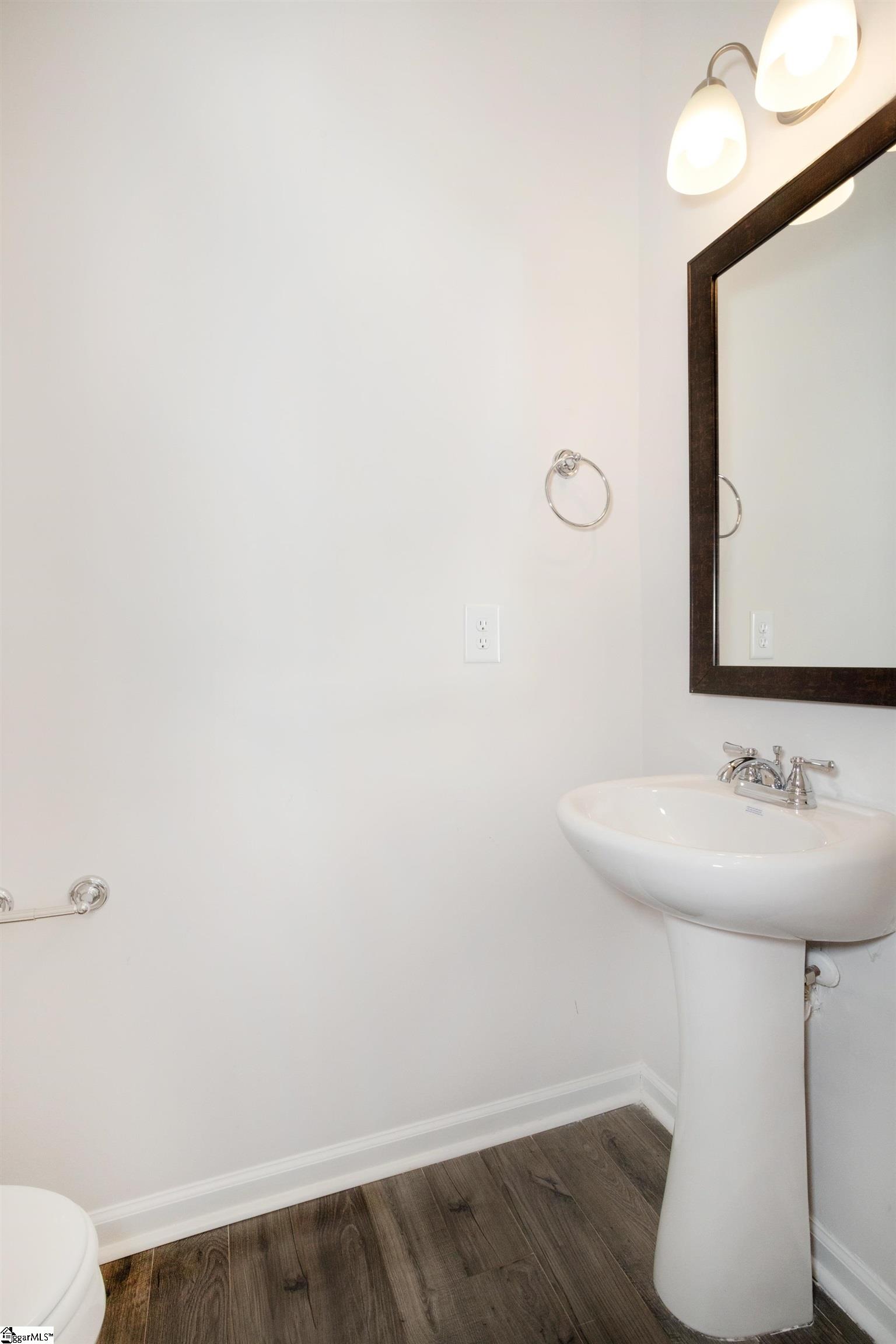 Simpsonville, South Carolina 29680, United States, 3 Bedrooms Bedrooms, ,3 BathroomsBathrooms,Residential,Contingent,102926