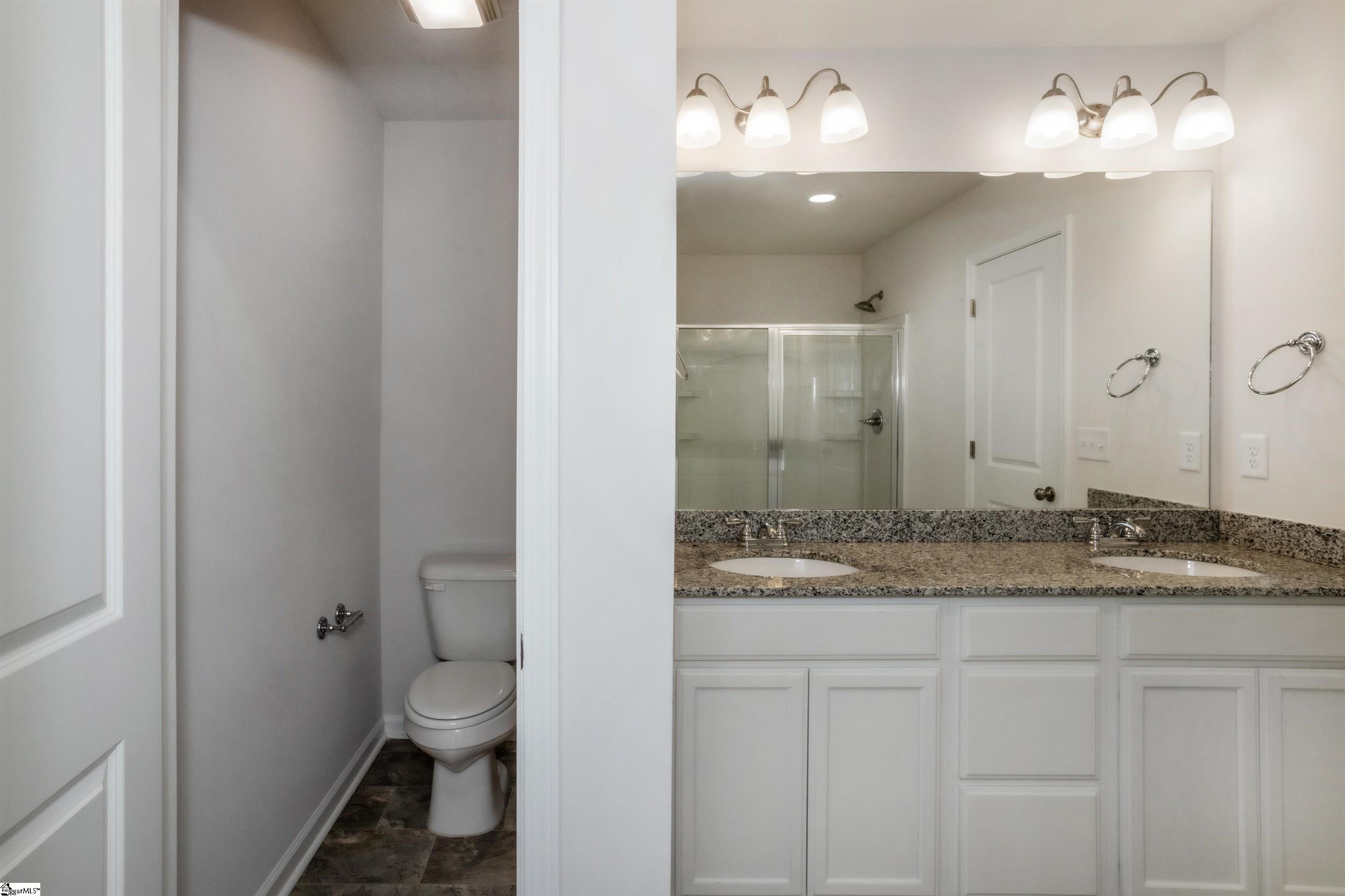 Simpsonville, South Carolina 29680, United States, 3 Bedrooms Bedrooms, ,3 BathroomsBathrooms,Residential,Contingent,102926