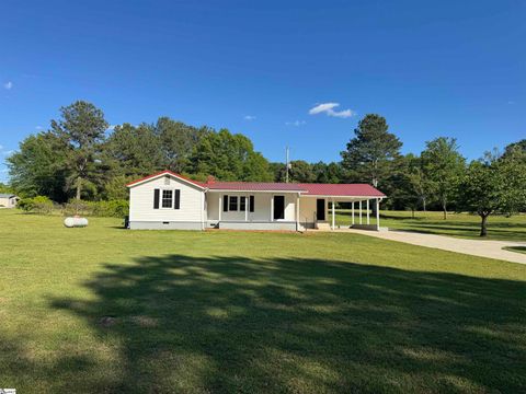 566 W Pine Grove Road Fair Play SC 29643
