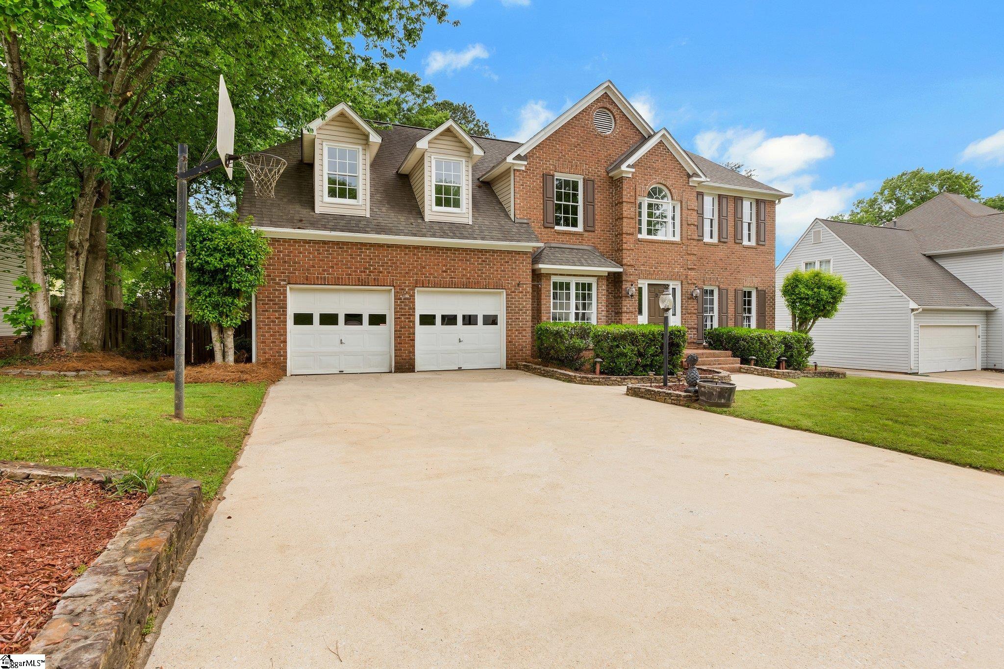 Greenville, South Carolina 29615, United States, 4 Bedrooms Bedrooms, ,4 BathroomsBathrooms,Residential,Contingent,121659