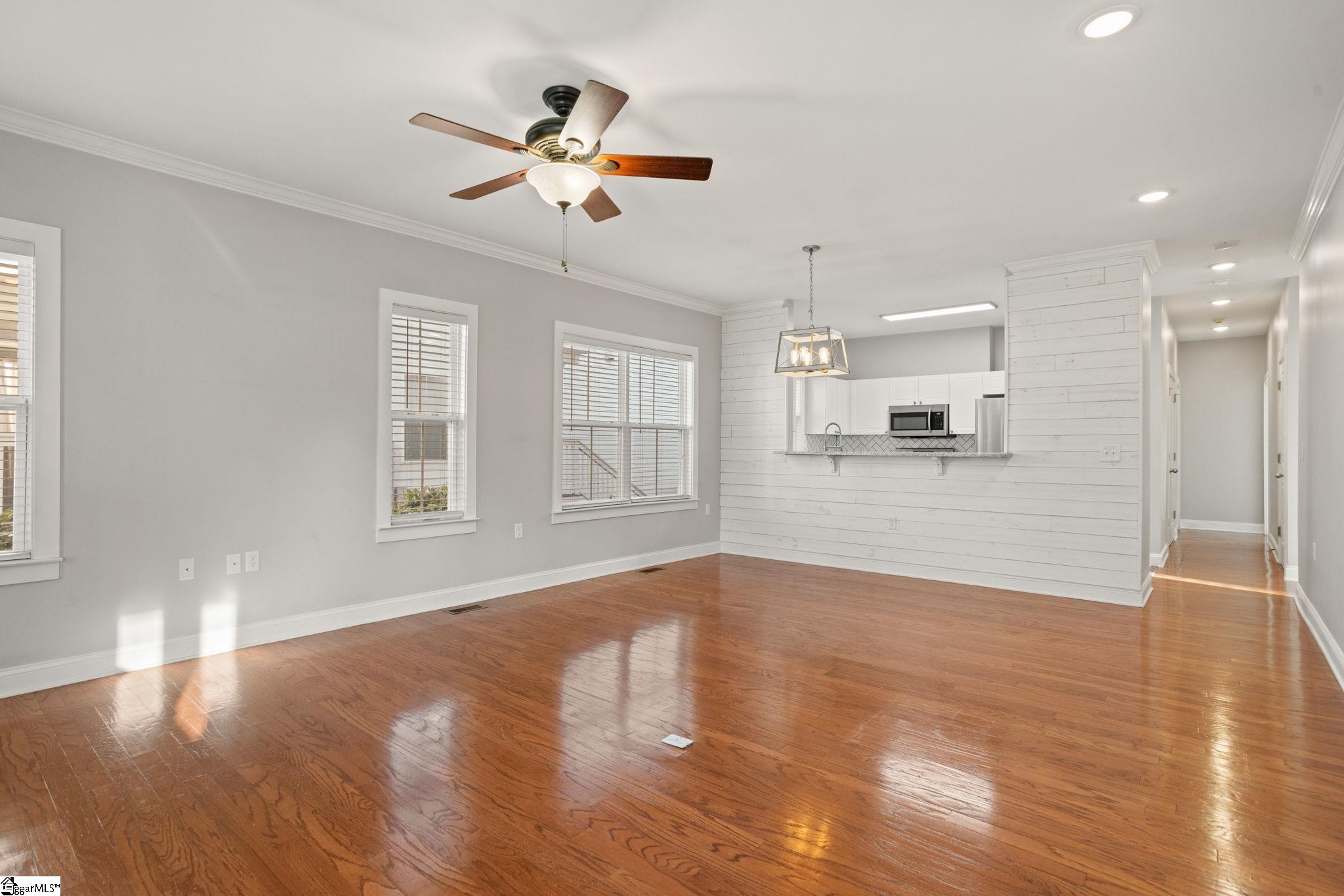 15 Oakhurst Avenue 15 Oakhurst Ave Unit A