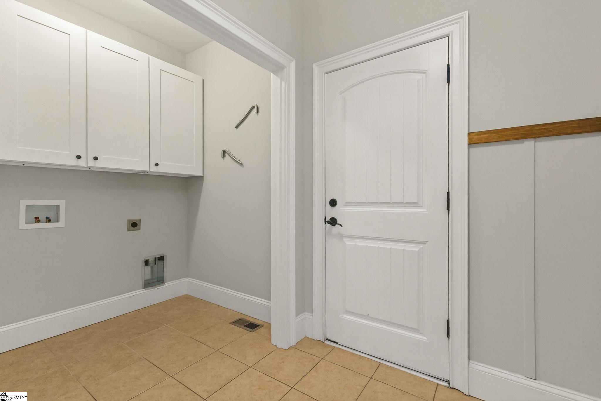 Piedmont, South Carolina 29673, United States, 4 Bedrooms Bedrooms, ,4 BathroomsBathrooms,Residential,Active,80422