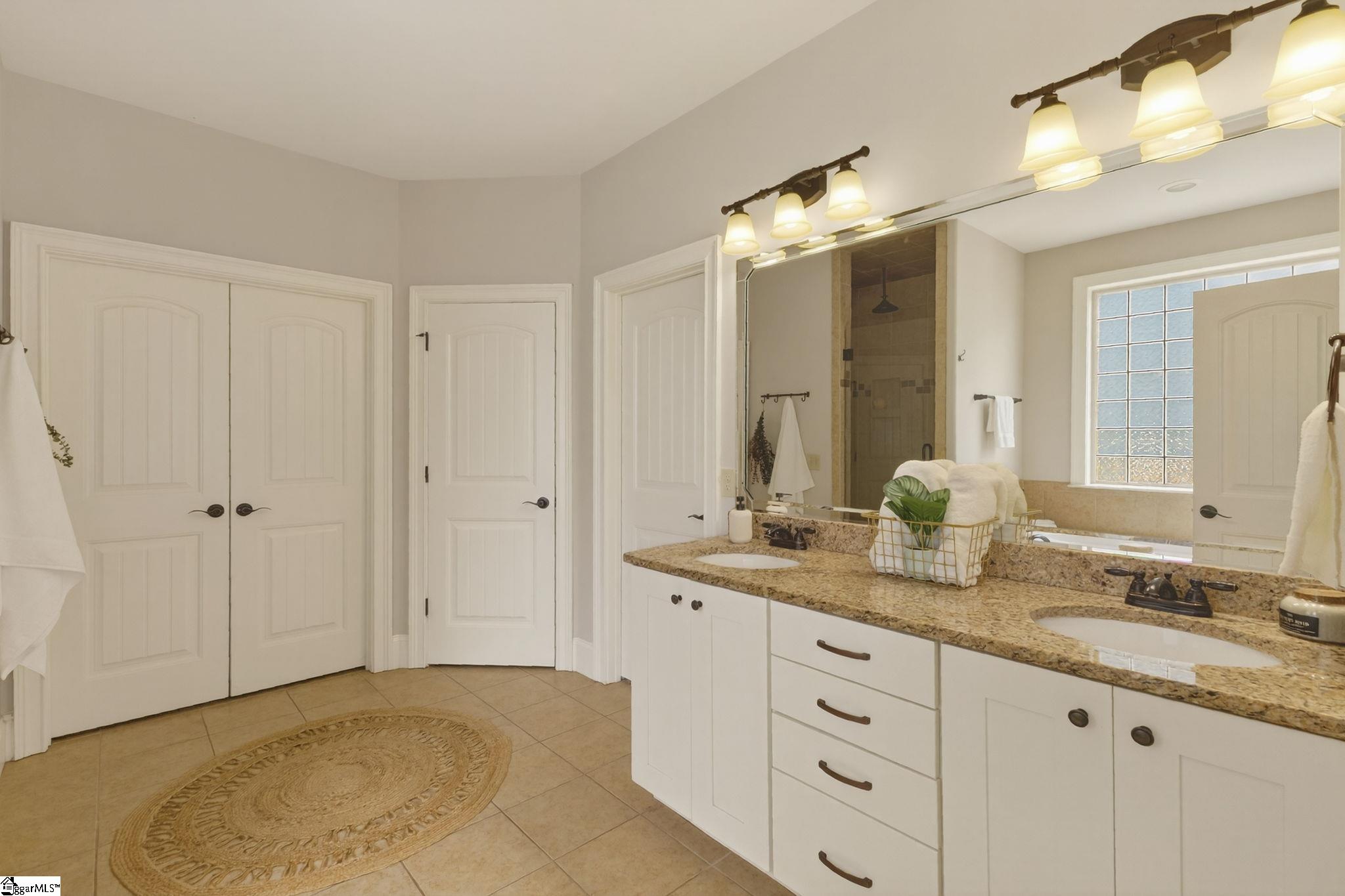 Piedmont, South Carolina 29673, United States, 4 Bedrooms Bedrooms, ,4 BathroomsBathrooms,Residential,Active,80422