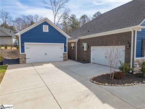 Photo of 3703 Rocky Creek Drive, Seneca, SC 29678 (MLS # 1589787)