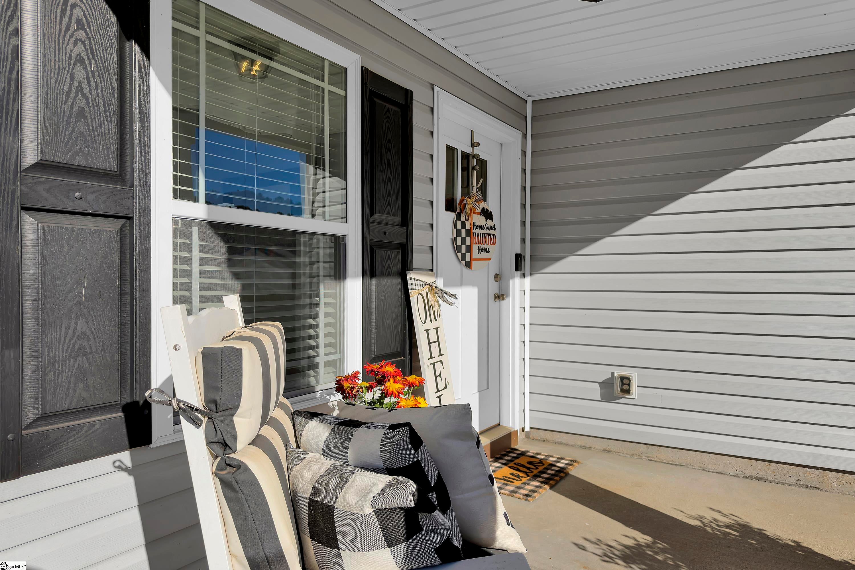 390 Danleigh Way