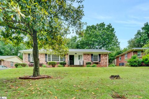 Photo of 210 Fleetwood Drive, Greenville, SC 29605 (MLS # 1576427)