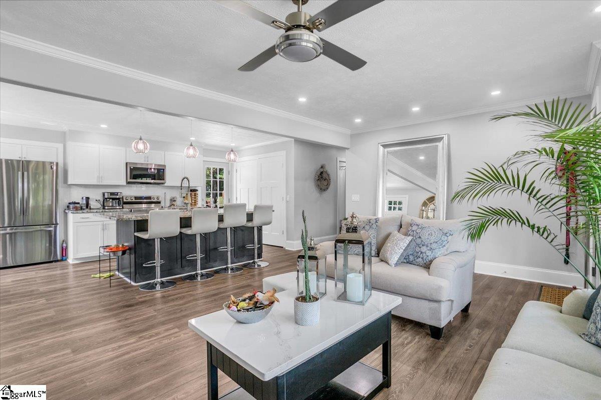 Simpsonville, South Carolina 29680, United States, 3 Bedrooms Bedrooms, ,2 BathroomsBathrooms,Residential,Active,192777