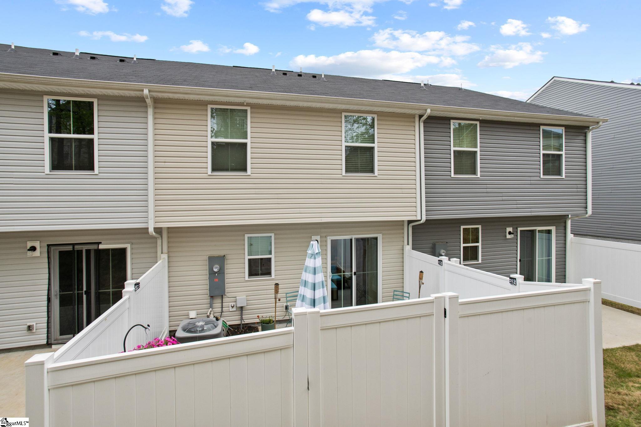 Greenville, South Carolina 29605, United States, 3 Bedrooms Bedrooms, ,3 BathroomsBathrooms,Residential,Active,104163