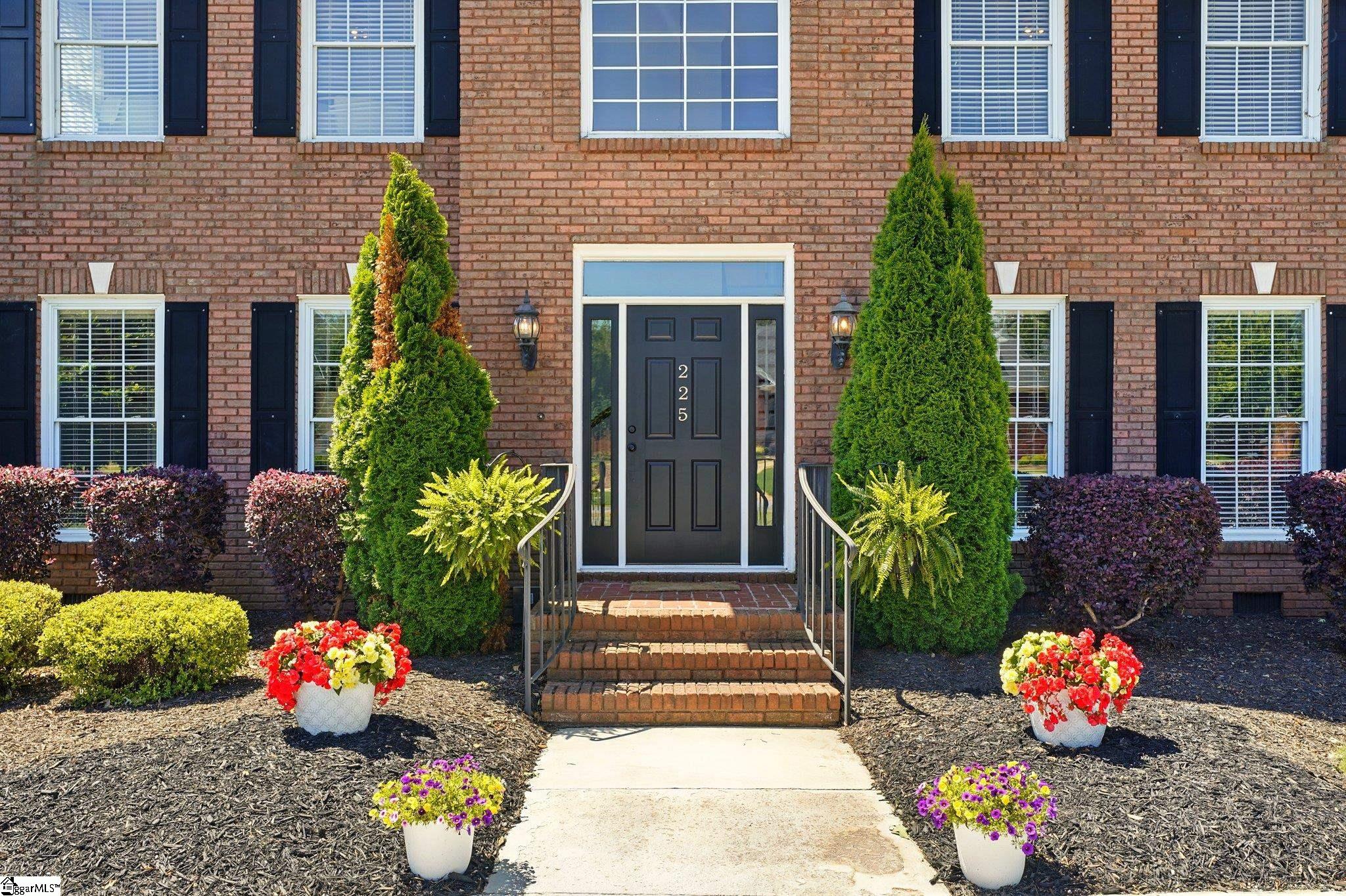 225 Watersedge Drive