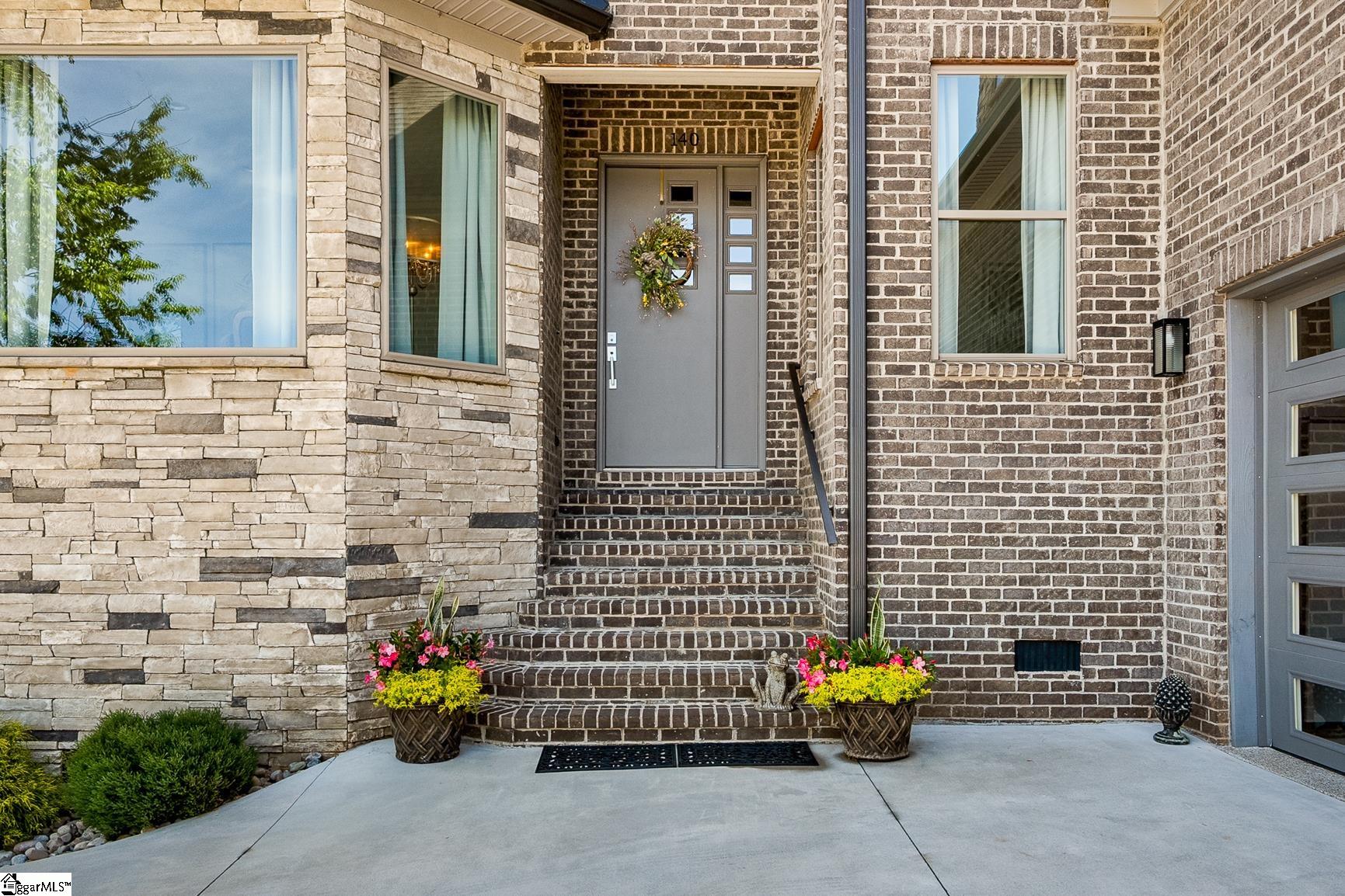 140 Turnberry Road