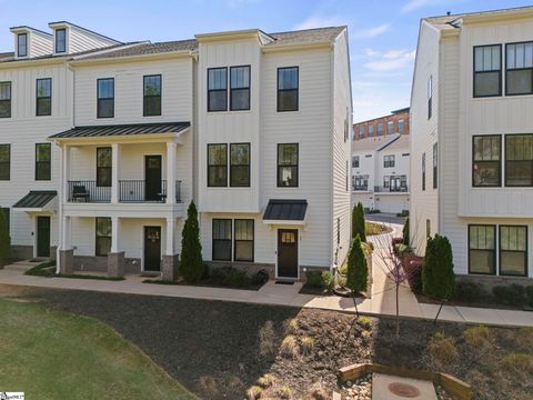 Photo of 53 Millside Circle, Greenville, SC 29605 (MLS # 1587426)