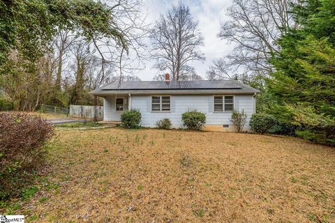 Photo of 111 Kreswell Circle, Spartanburg, SC 29302 (MLS # 1583462)