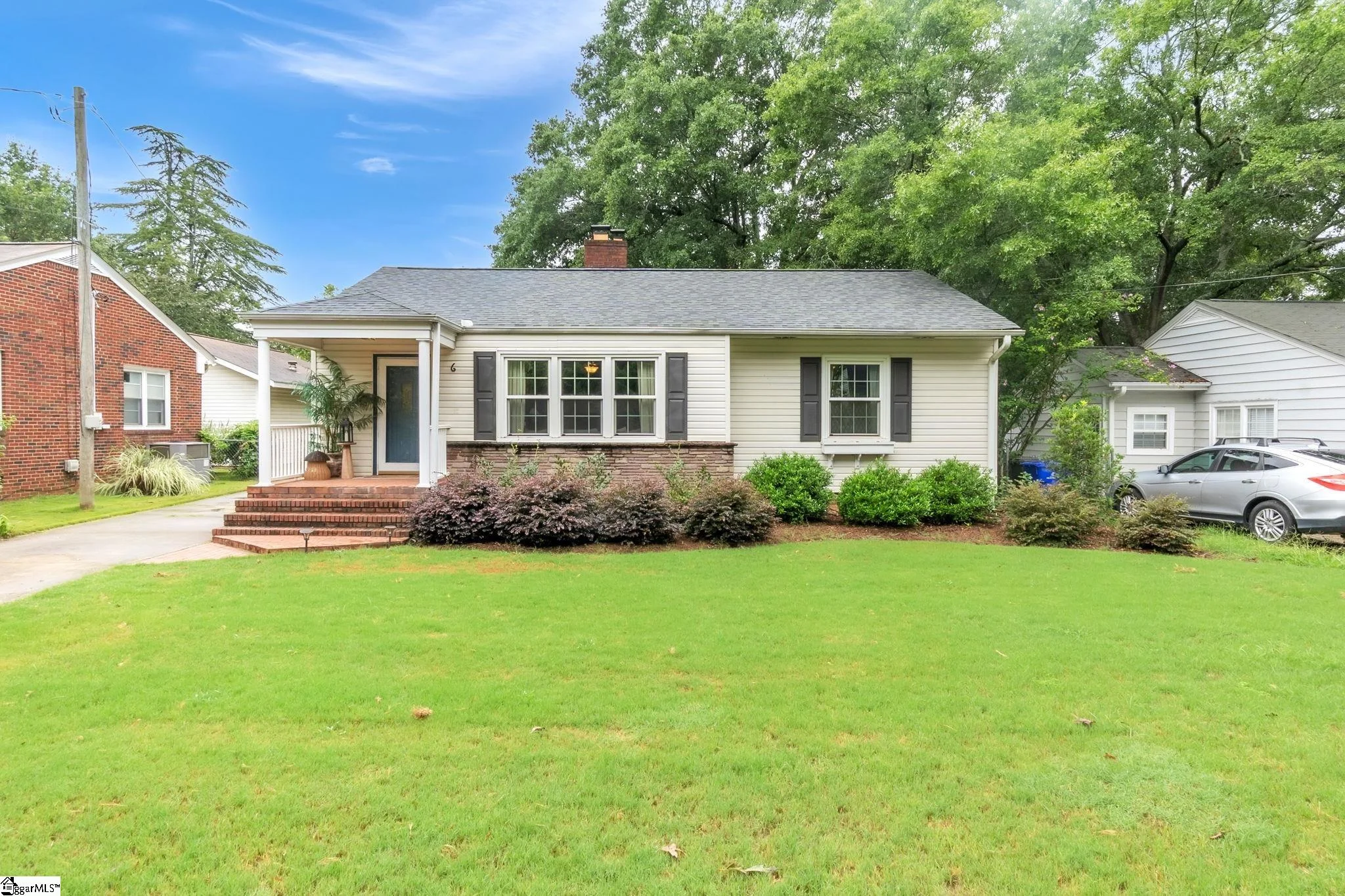 6 Elletson Drive