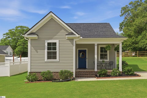 Photo of 505 W D Street, Easley, SC 29640 (MLS # 1595984)