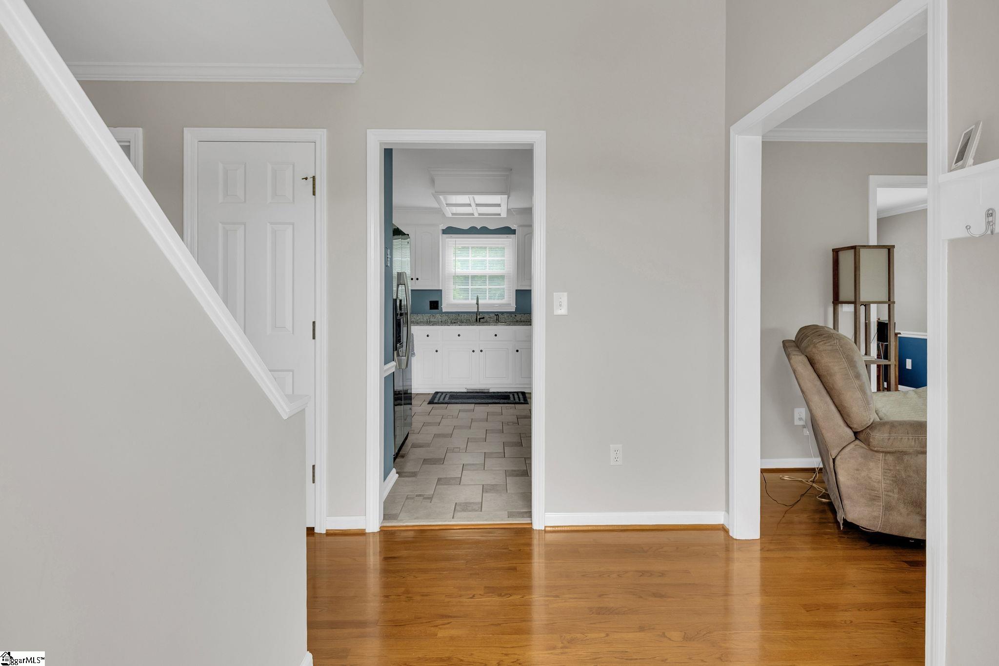 Piedmont, South Carolina 29673, United States, 4 Bedrooms Bedrooms, ,3 BathroomsBathrooms,Residential,Contingent,130464