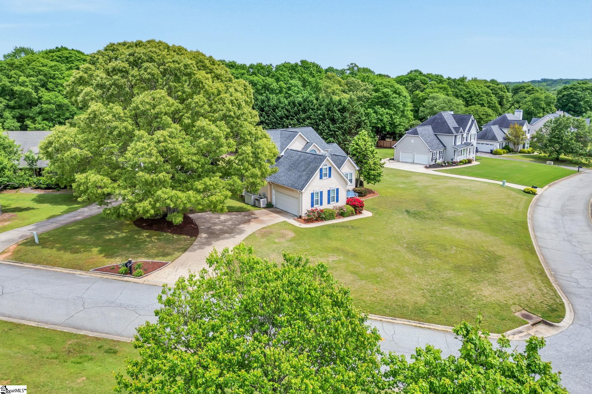 Piedmont, South Carolina 29673, United States, 4 Bedrooms Bedrooms, ,3 BathroomsBathrooms,Residential,Contingent,130464