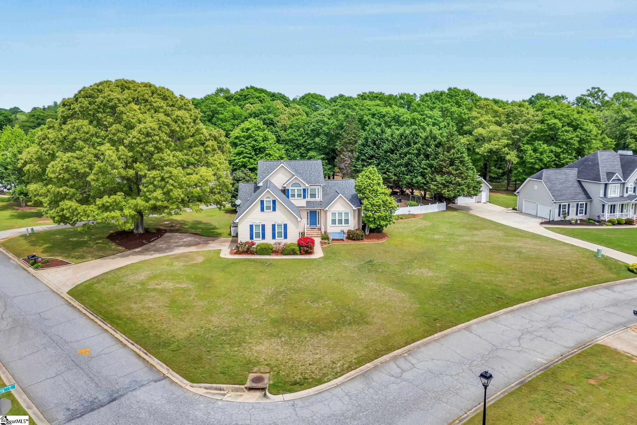 Piedmont, South Carolina 29673, United States, 4 Bedrooms Bedrooms, ,3 BathroomsBathrooms,Residential,Contingent,130464