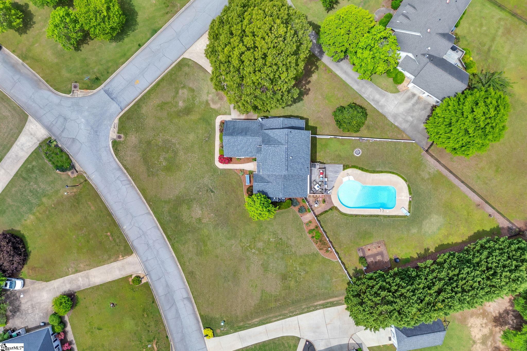 Piedmont, South Carolina 29673, United States, 4 Bedrooms Bedrooms, ,3 BathroomsBathrooms,Residential,Contingent,130464