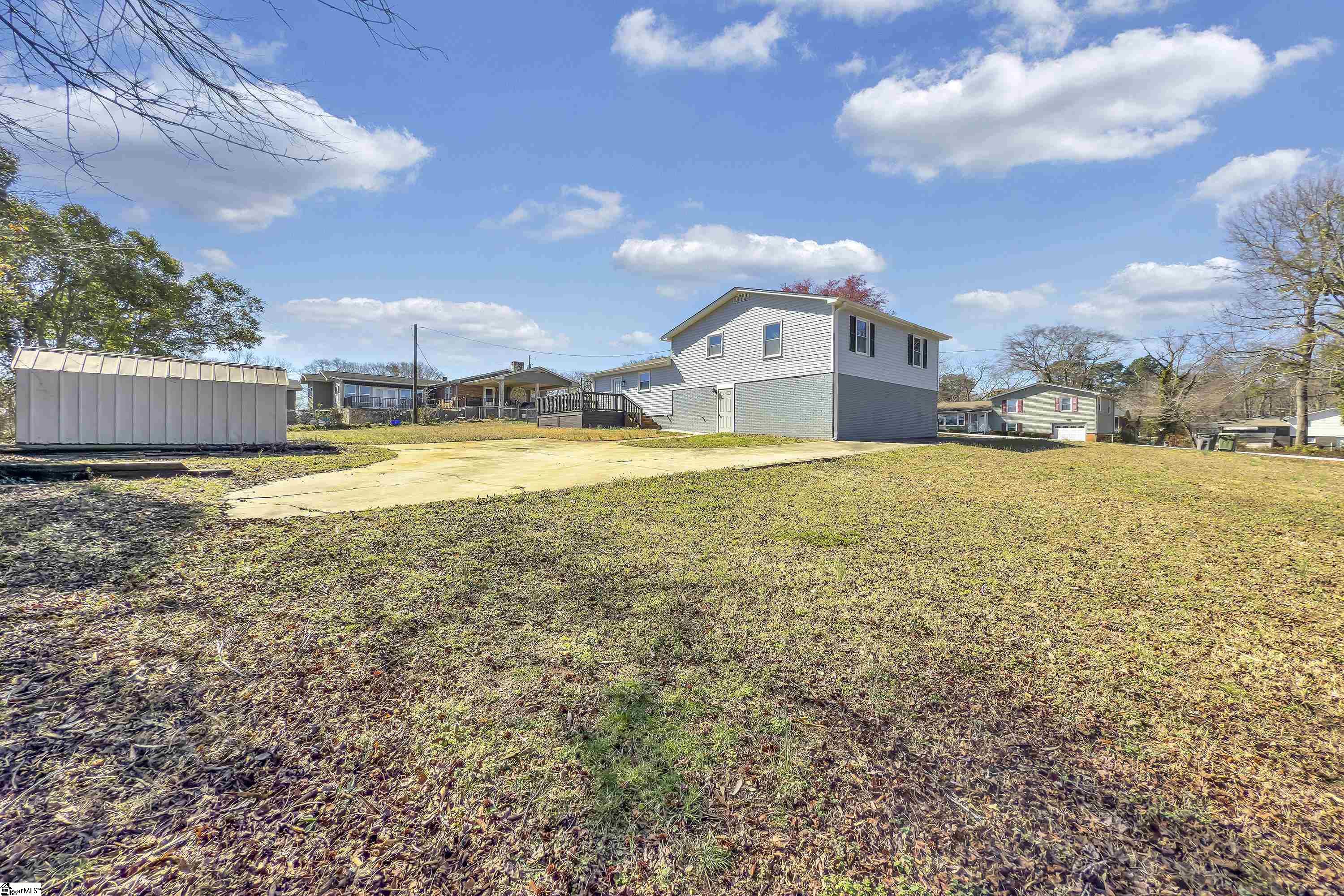 Greenville, South Carolina 29605, United States, 4 Bedrooms Bedrooms, ,2 BathroomsBathrooms,Residential,Contingent,86747