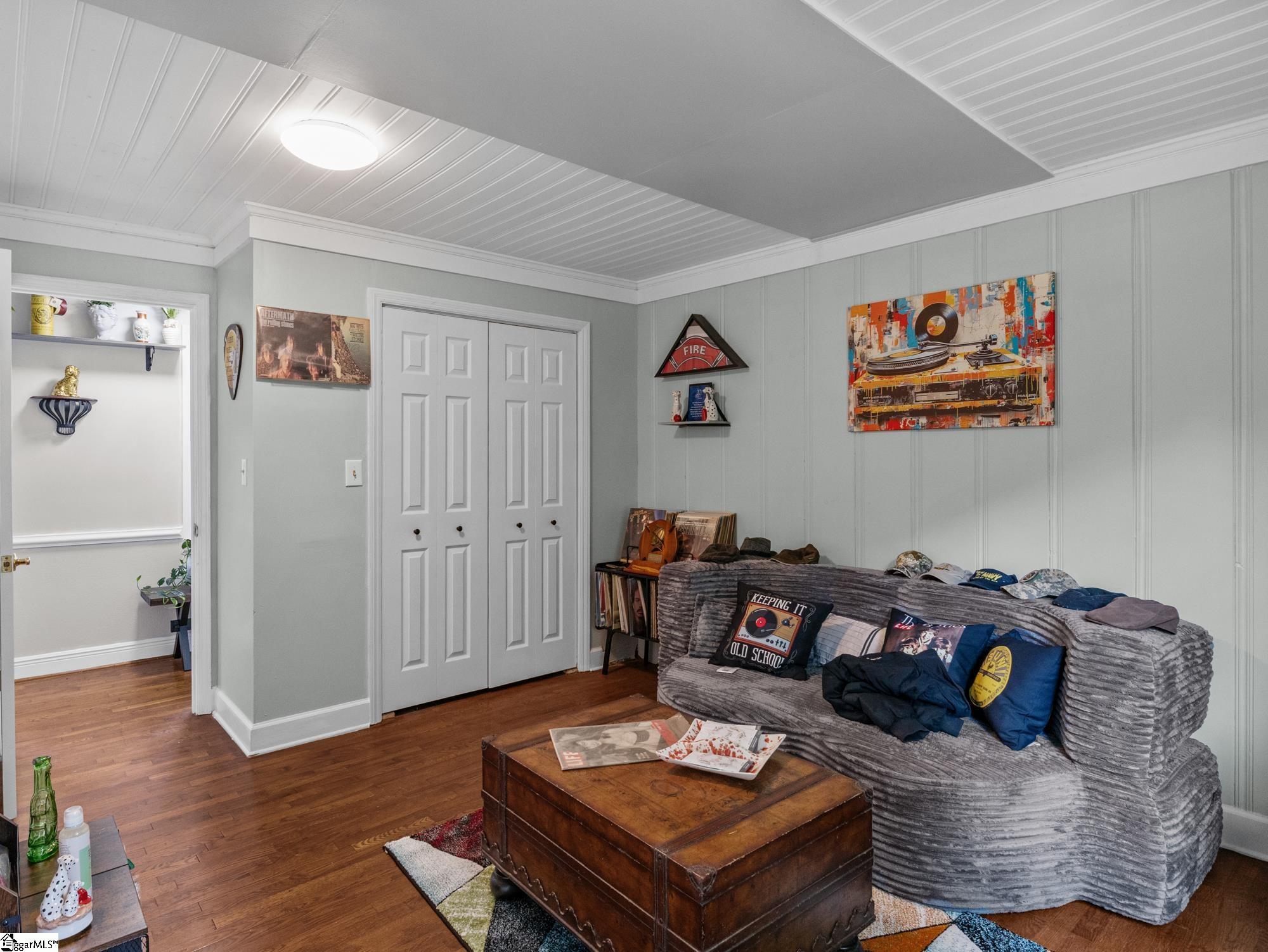 2728 Compton Bridge Road