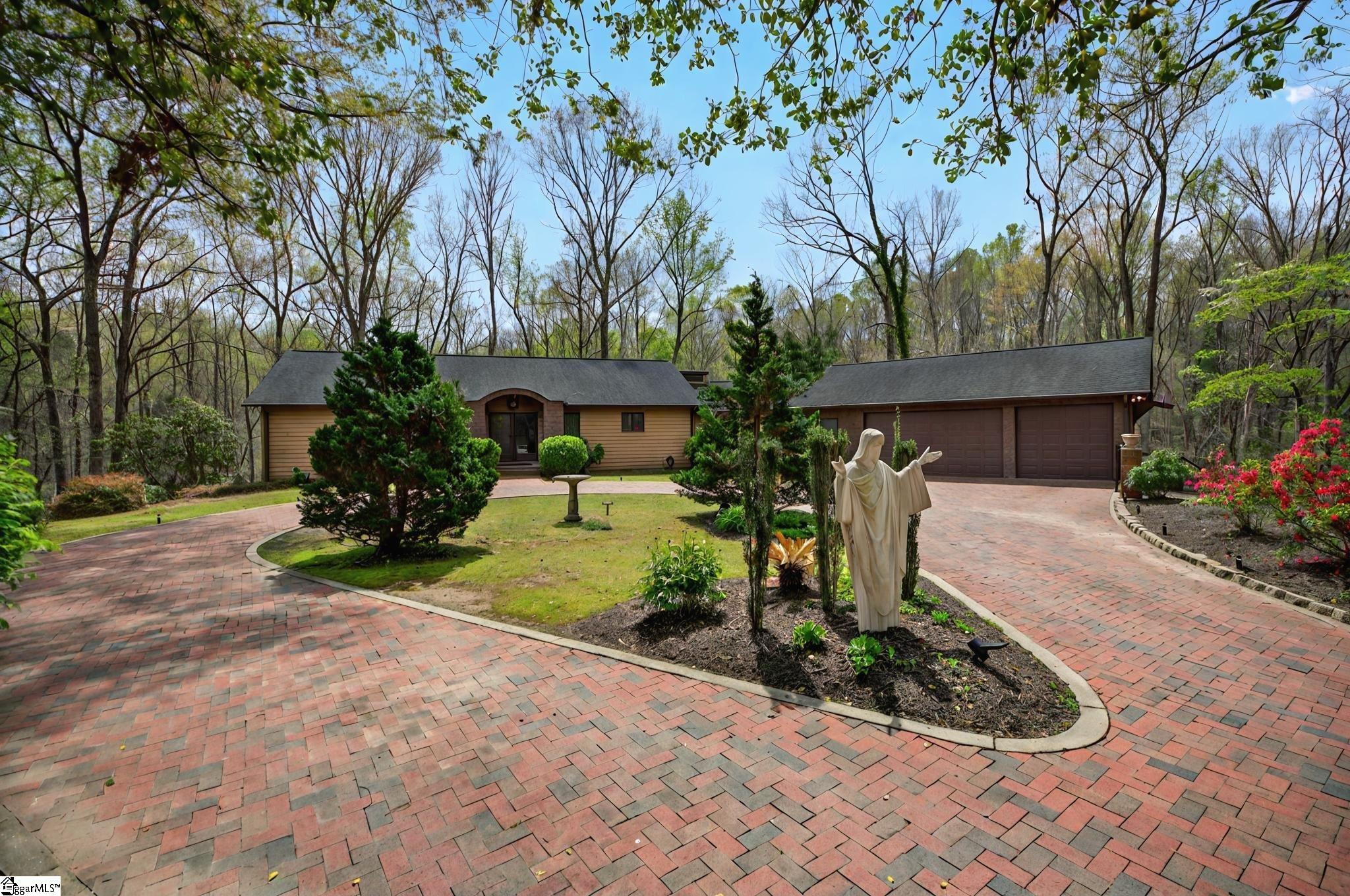 155 Cherokee Trail