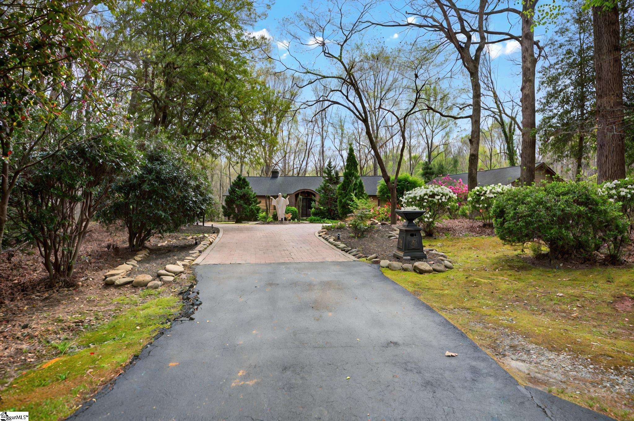 155 Cherokee Trail