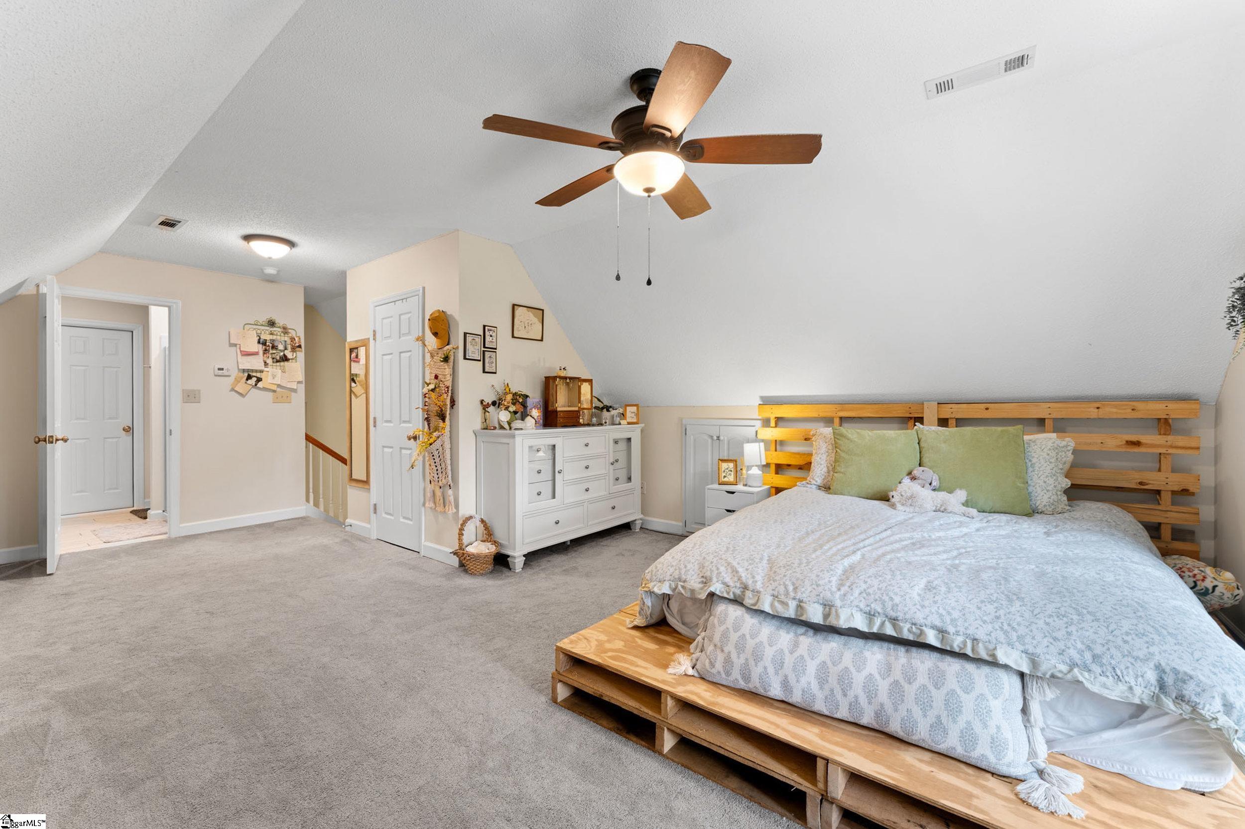 Greer, South Carolina 29651, United States, 3 Bedrooms Bedrooms, ,4 BathroomsBathrooms,Residential,Active,221812