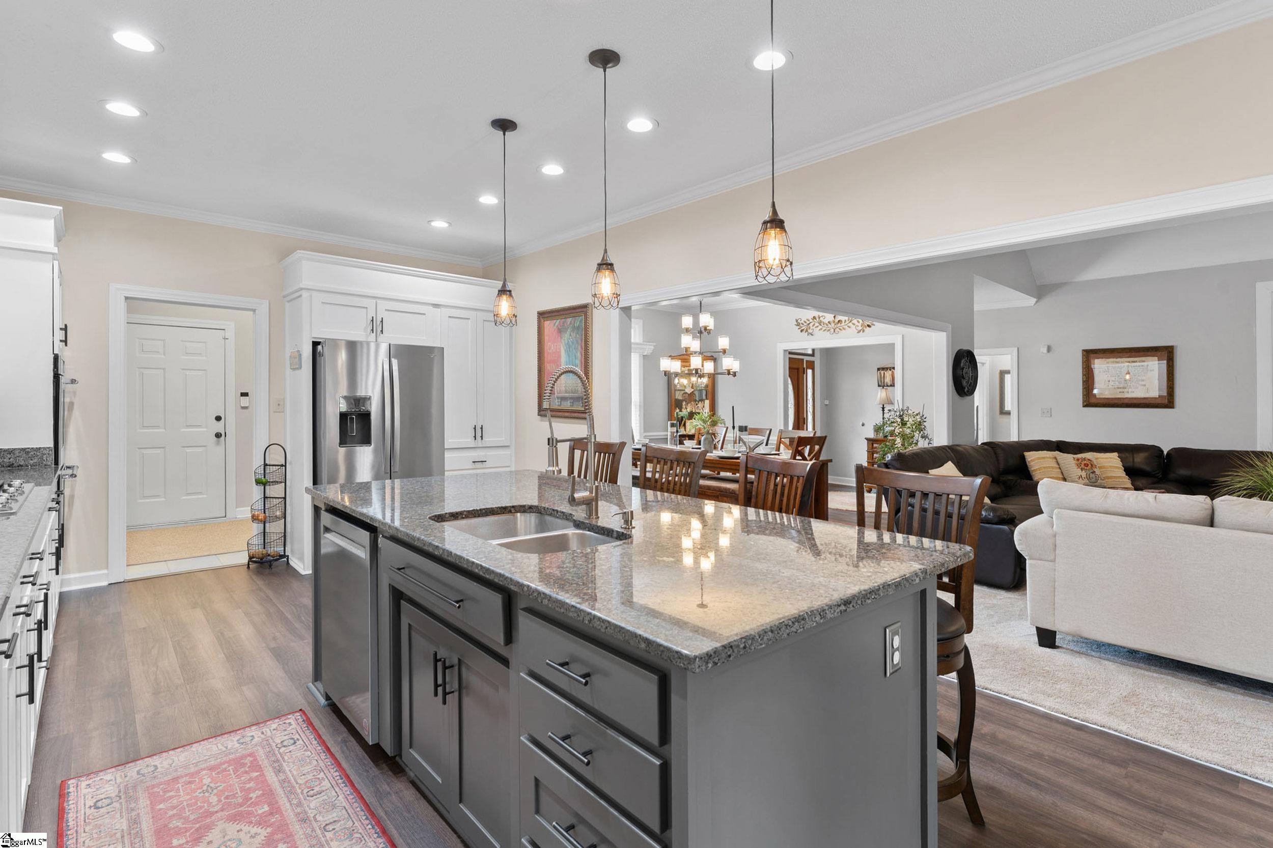 Greer, South Carolina 29651, United States, 3 Bedrooms Bedrooms, ,4 BathroomsBathrooms,Residential,Active,221812