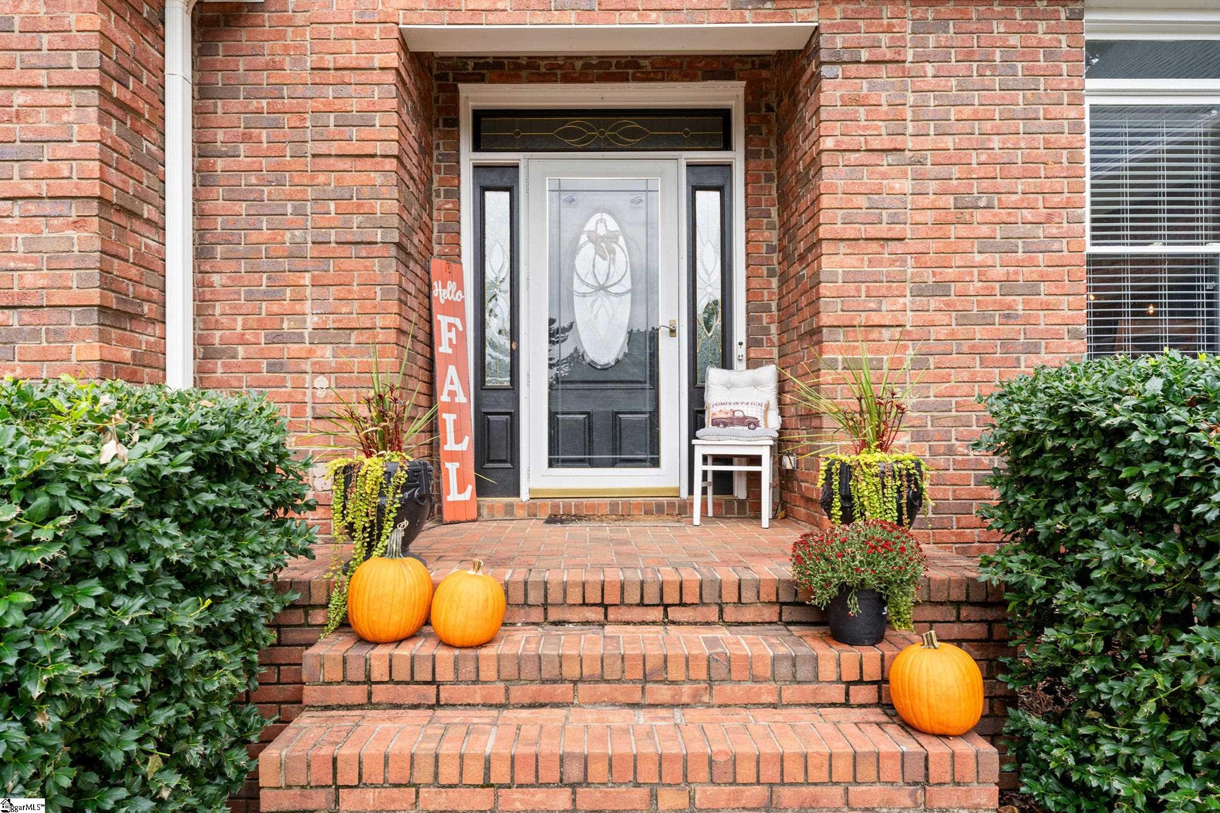 Greer, South Carolina 29651, United States, 3 Bedrooms Bedrooms, ,4 BathroomsBathrooms,Residential,Active,221812