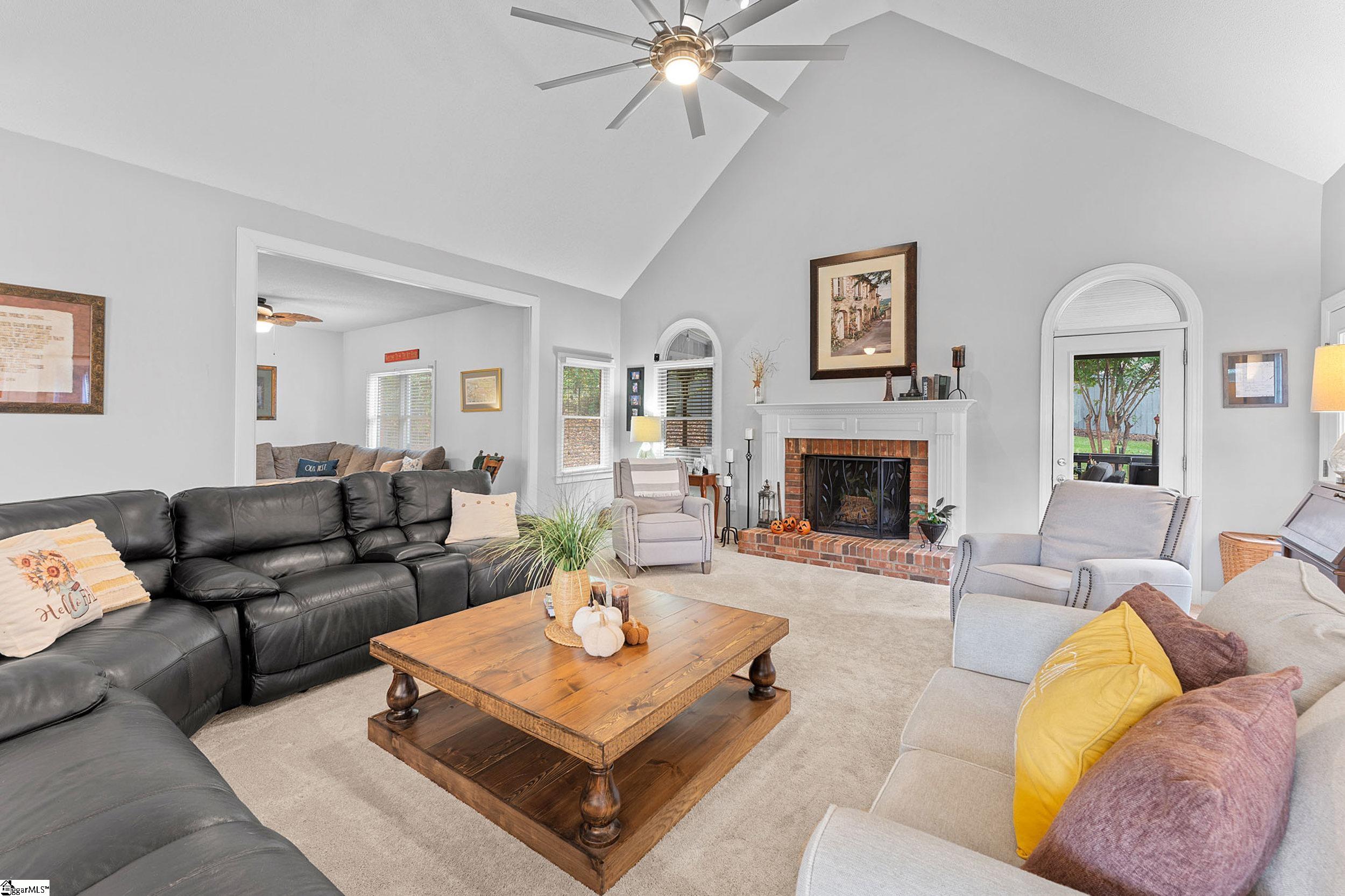 Greer, South Carolina 29651, United States, 3 Bedrooms Bedrooms, ,4 BathroomsBathrooms,Residential,Active,221812