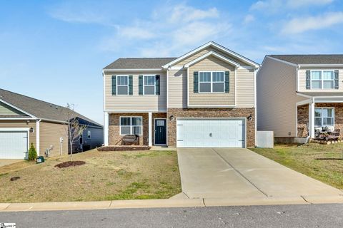 728 Rockhurst Way Woodruff SC 29388