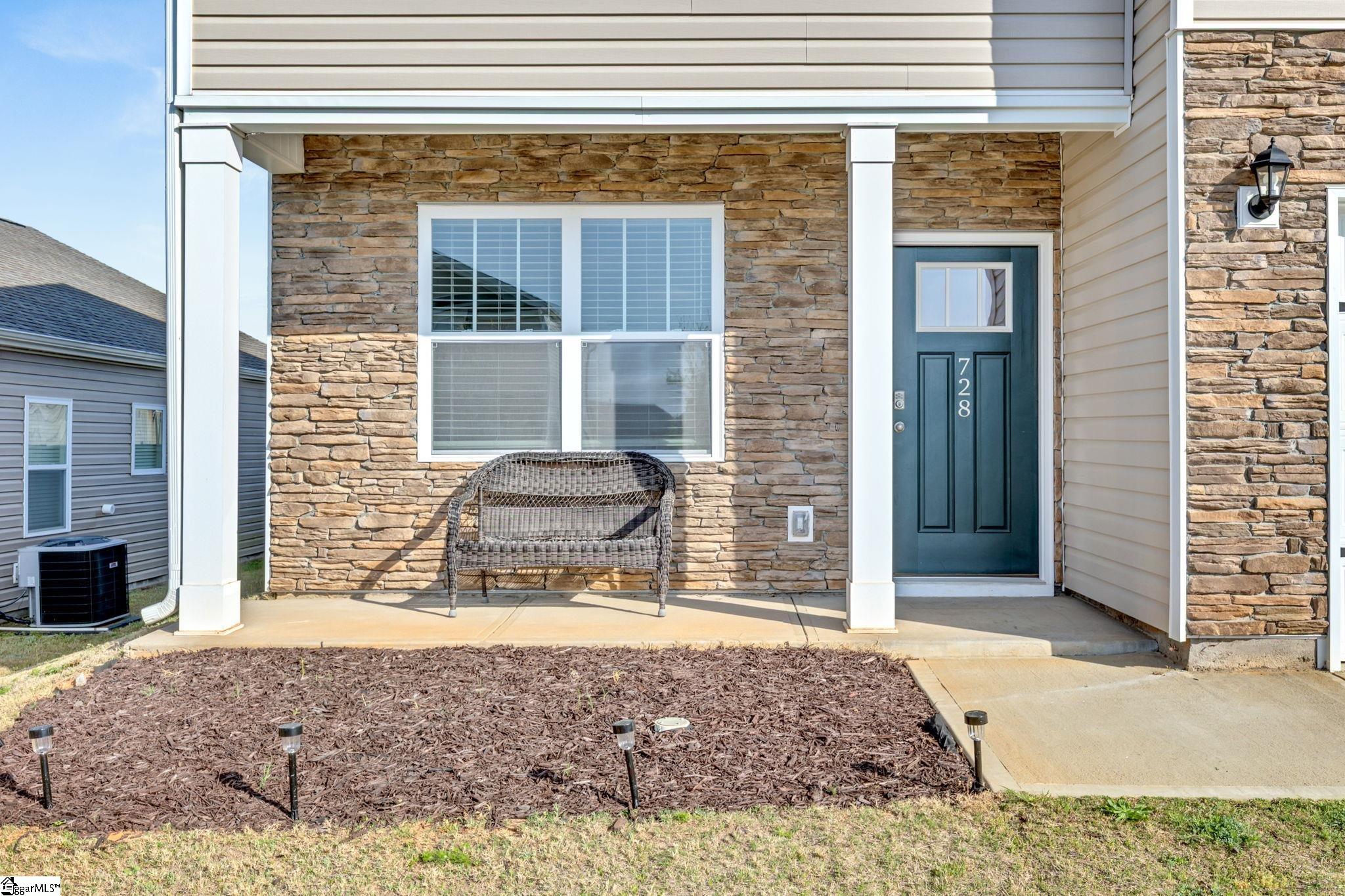 728 Rockhurst Way