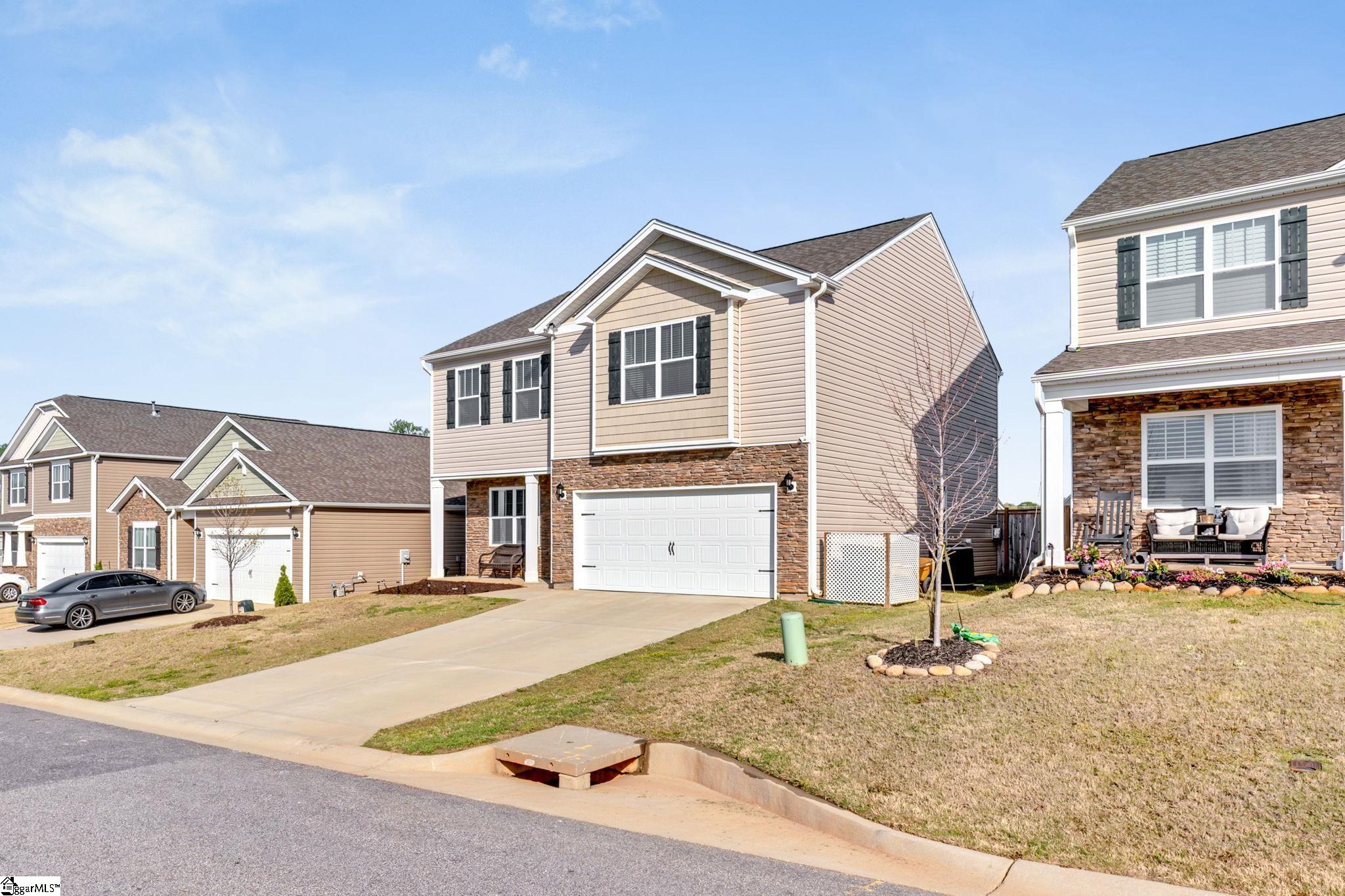 728 Rockhurst Way
