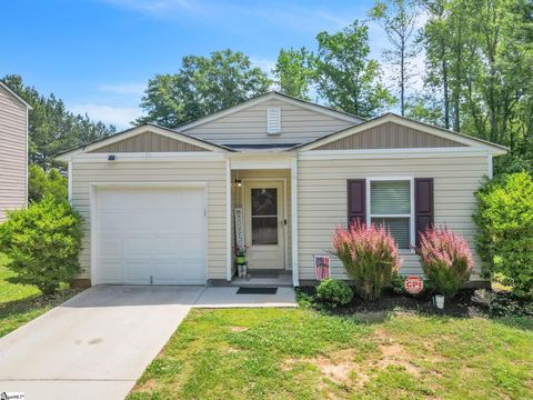 Photo of 319 Alice Avenue, Greenville, SC 29611 (MLS # 1592741)