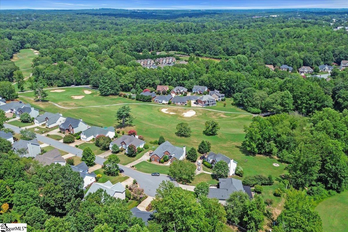 Greenville, South Carolina 29609, United States, 4 Bedrooms Bedrooms, ,4 BathroomsBathrooms,Residential,Pending,180720