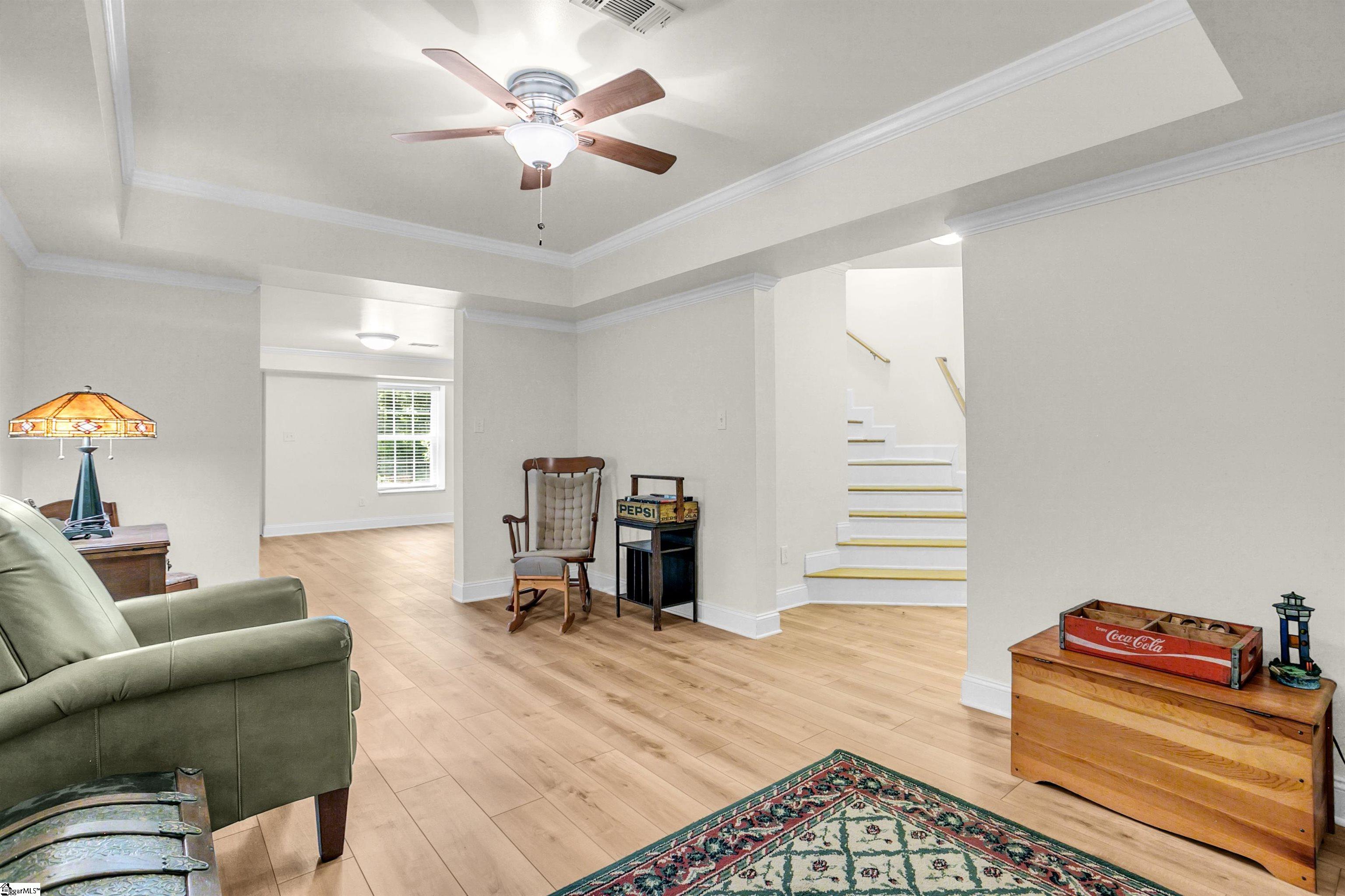 Greenville, South Carolina 29609, United States, 4 Bedrooms Bedrooms, ,4 BathroomsBathrooms,Residential,Pending,180720