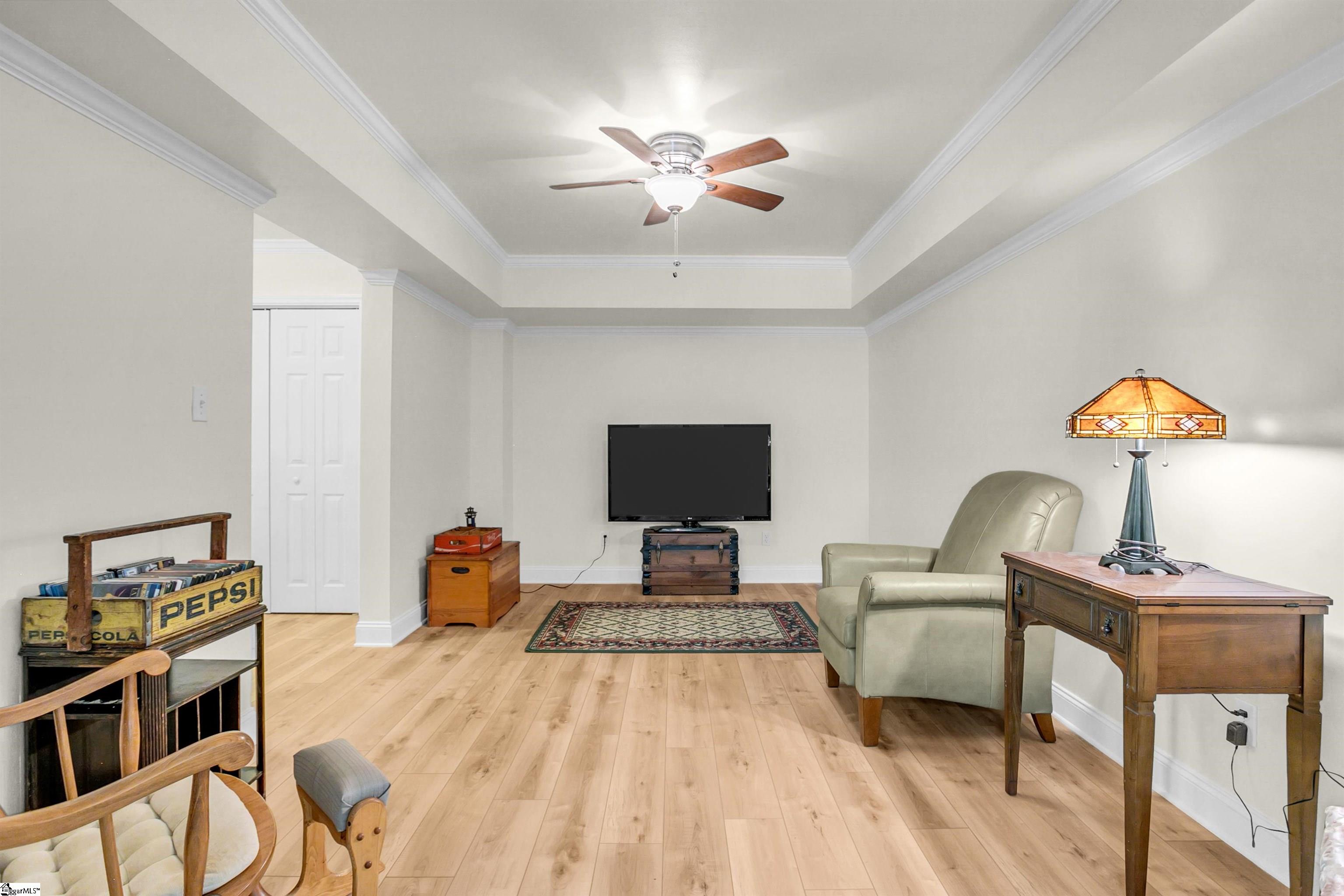 Greenville, South Carolina 29609, United States, 4 Bedrooms Bedrooms, ,4 BathroomsBathrooms,Residential,Pending,180720